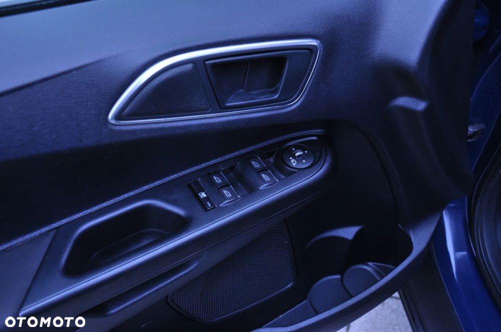 Ford B-MAX 1.4 Colourline - 24