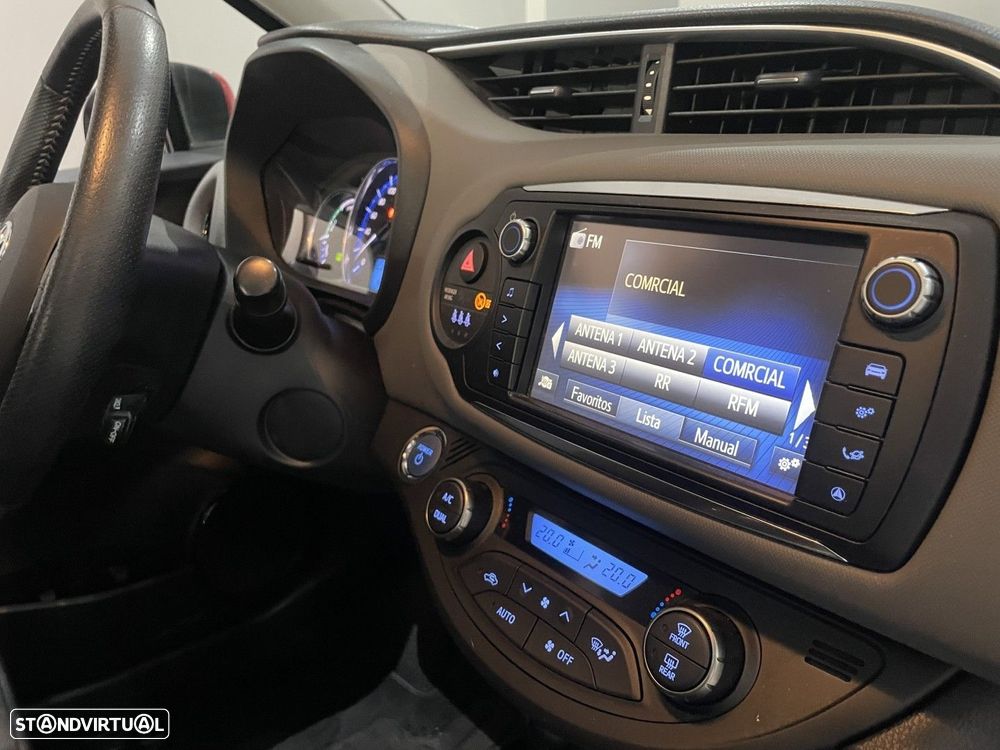 Toyota Yaris 1.5 HSD Sport+P.Techno - 17