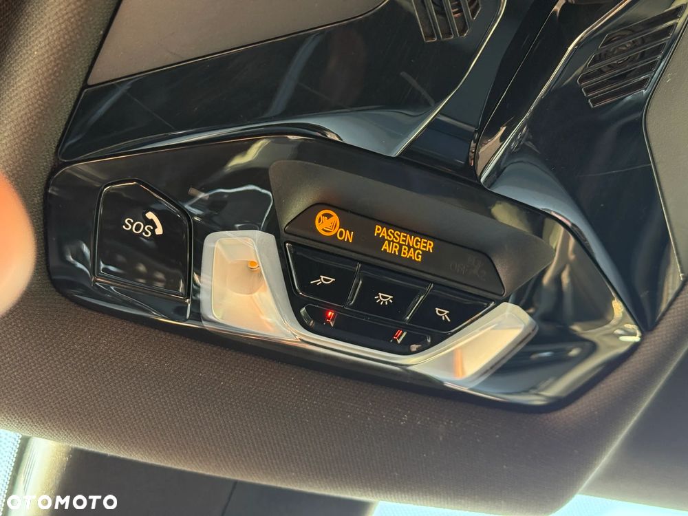 BMW Seria 2 218i - 29