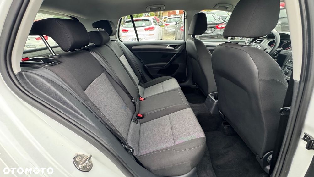 Volkswagen Golf 1.2 TSI BlueMotion Technology Comfortline - 9