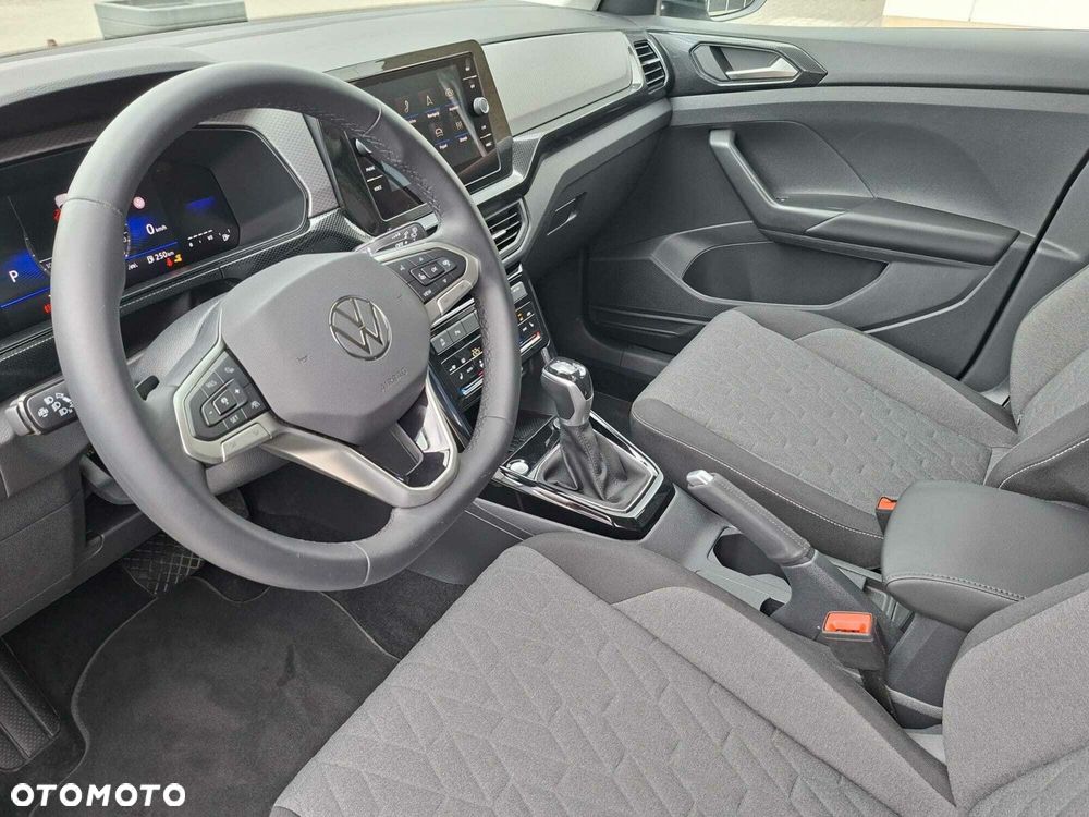 Volkswagen T-Cross - 10