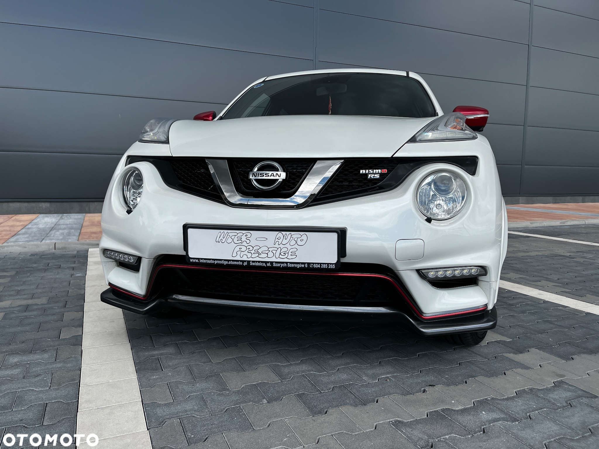 Nissan Juke 1.6 DIG-T Nismo RS 4WD Xtronic EU6 - 4