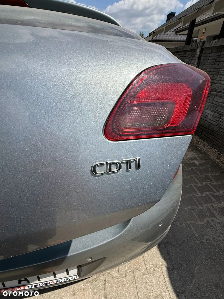 Opel Astra 2.0 CDTI Sport - 23