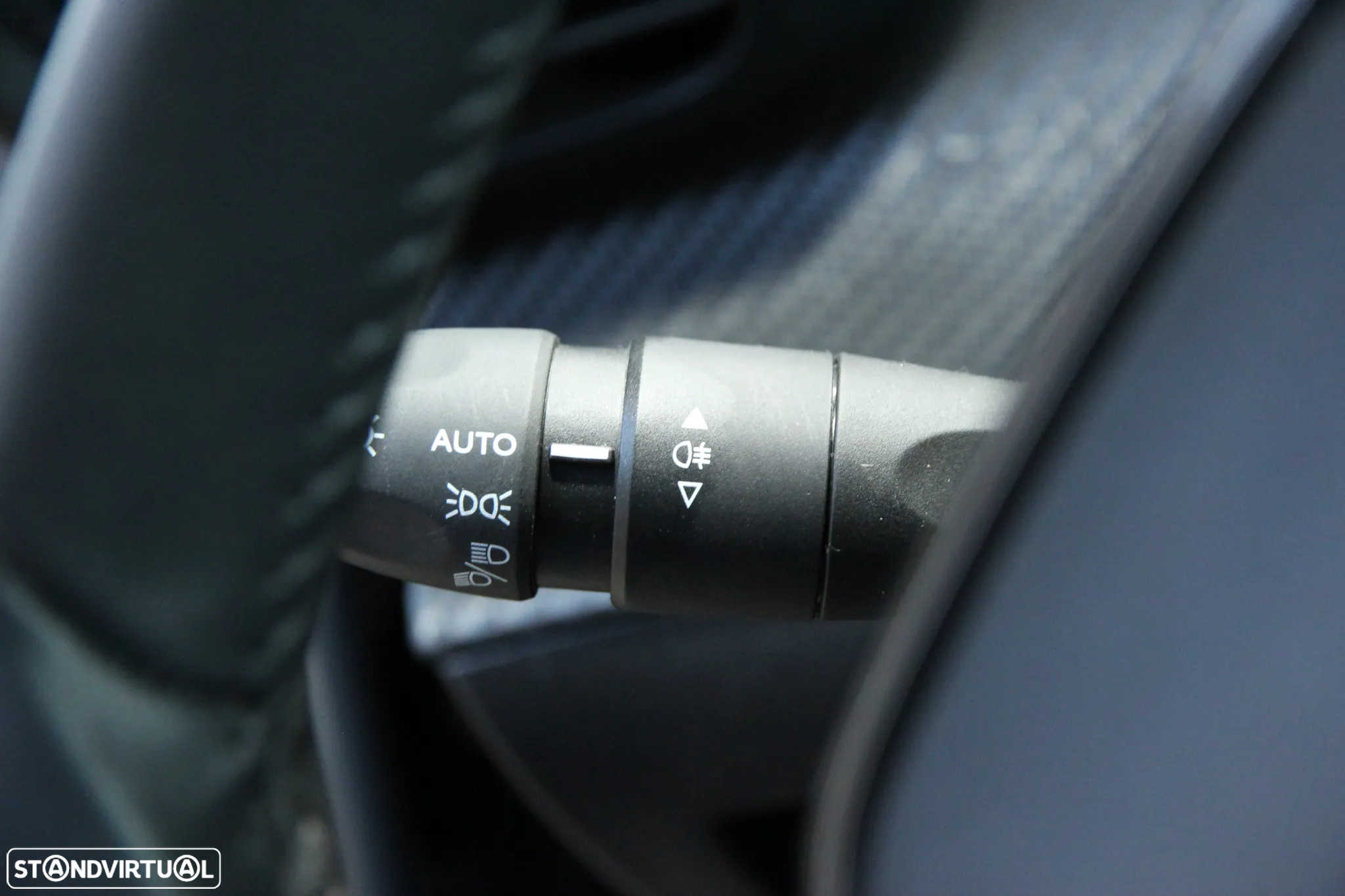 Peugeot 208 1.2 PureTech Active - 13