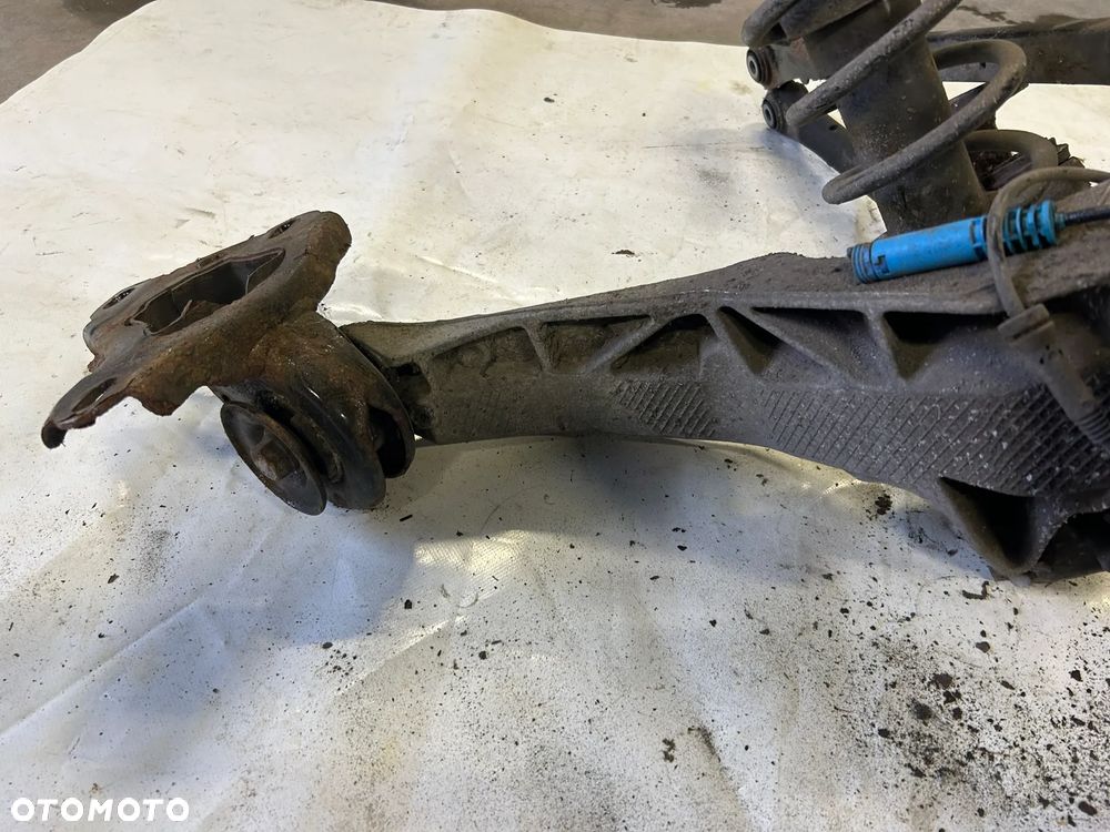 Saab 95 9-5 NG 2010-2012 Aero wahacz aluminiowy tył tylny piasta zwrotnica lewy lewa - 3