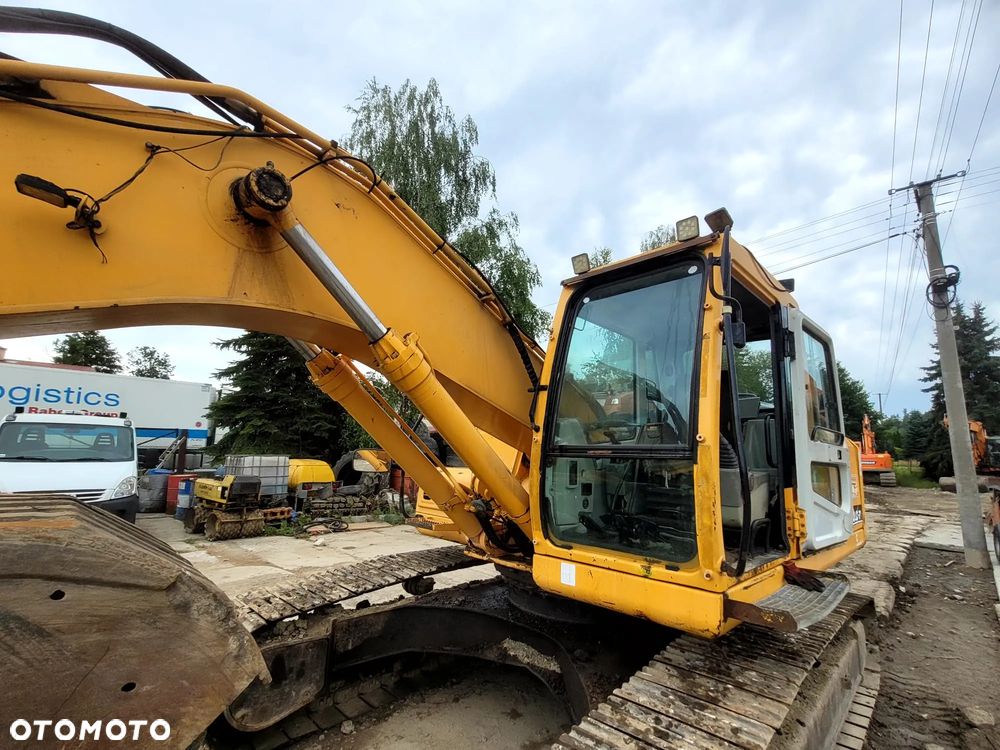 Hyundai 250LC-7 - 5