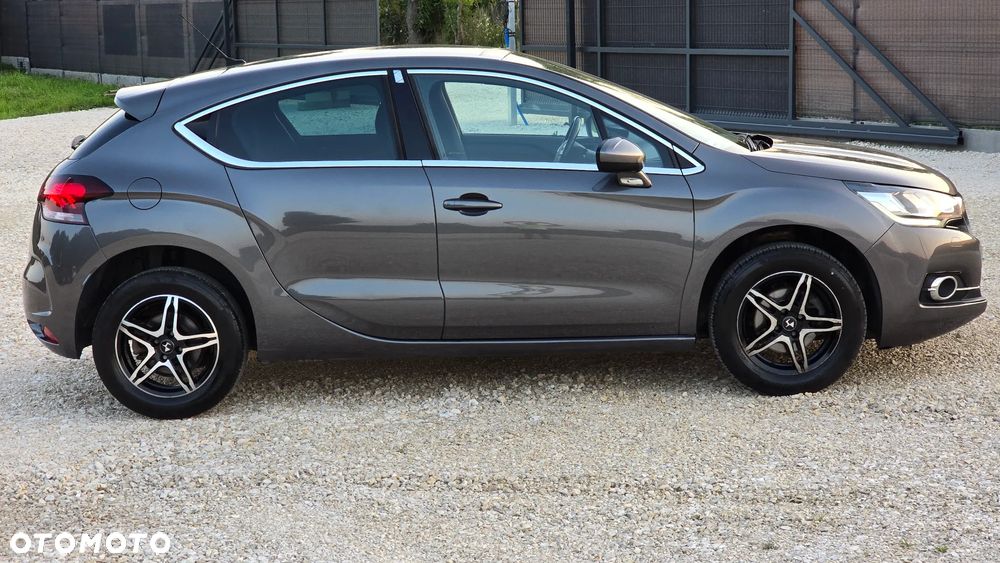 Citroën DS4 1.6 BlueHDi Be Chic S&S - 11