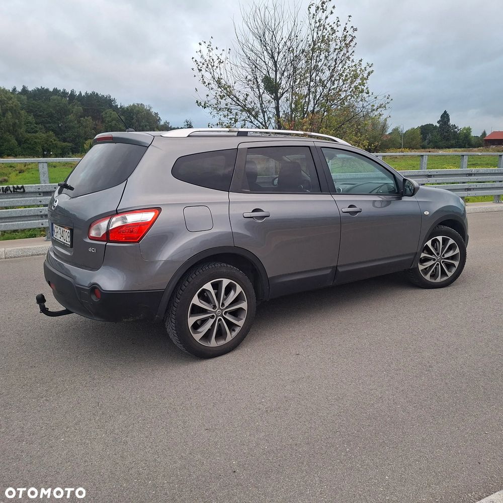 Nissan Qashqai+2 2.0 dCi DPF 4x4 acenta - 11