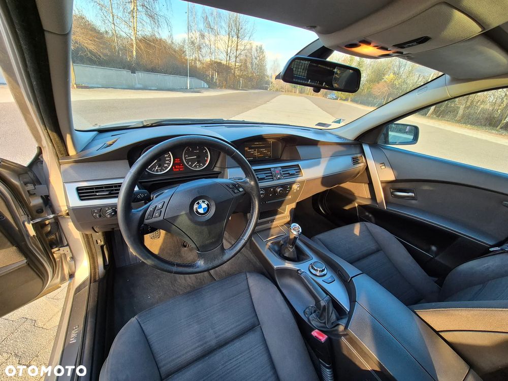 BMW Seria 5 520d - 11