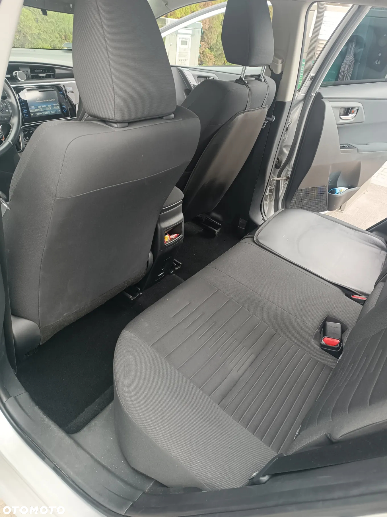 Toyota Auris - 11