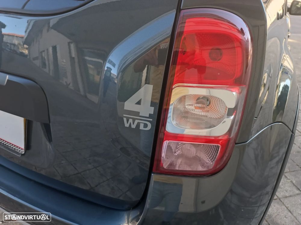 Dacia Duster 1.5 dCi SL Explorer 4WD - 11