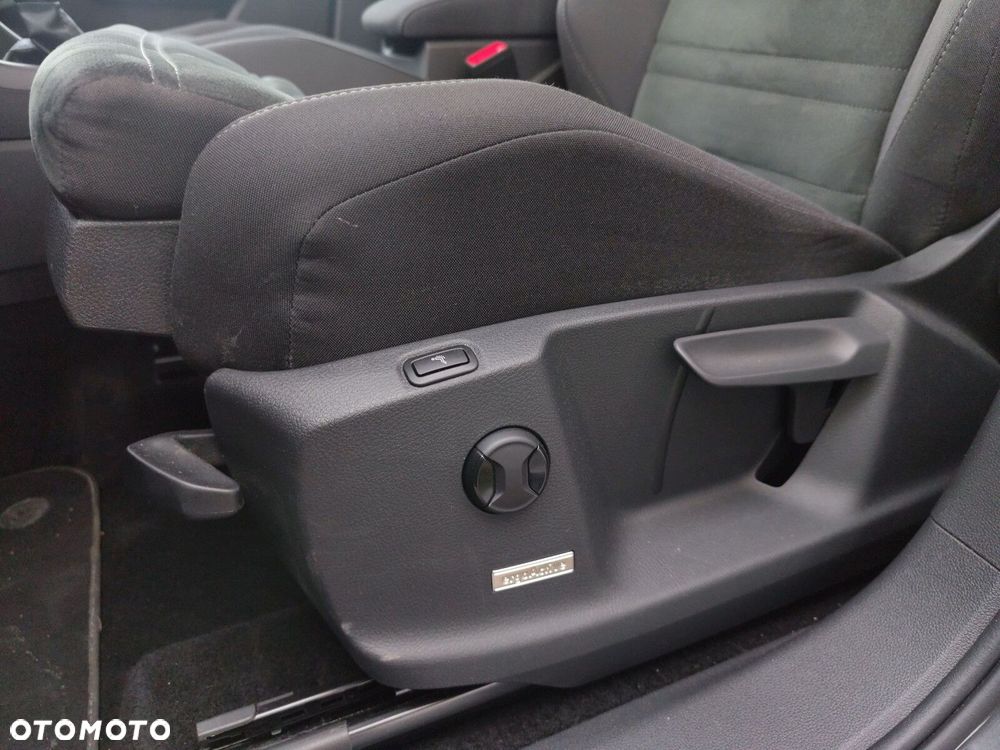 Volkswagen Touran 1.5 TSI EVO Highline DSG - 11