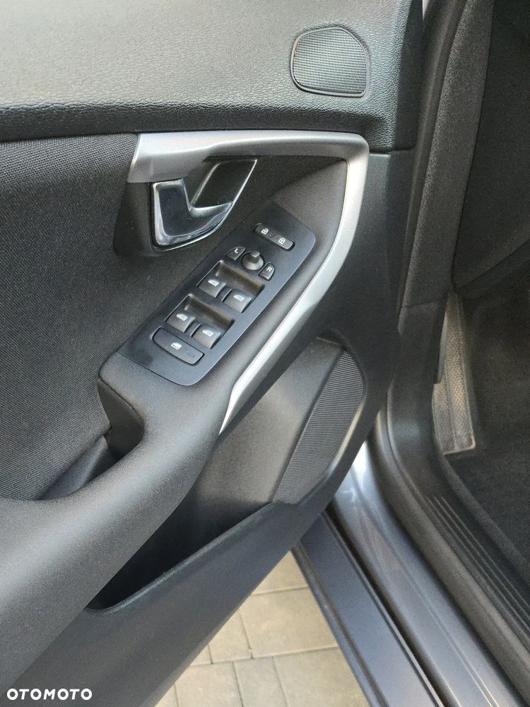 Volvo V40 D2 Drive-E Kinetic - 7