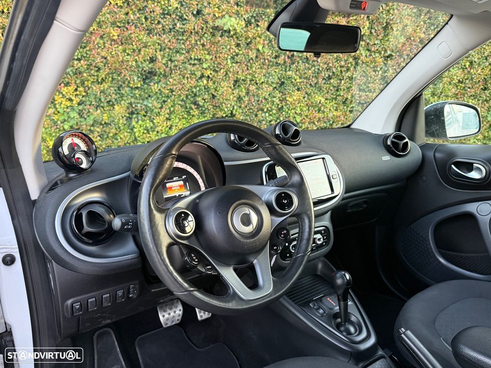 Smart Fortwo Cabrio EQ passion - 8
