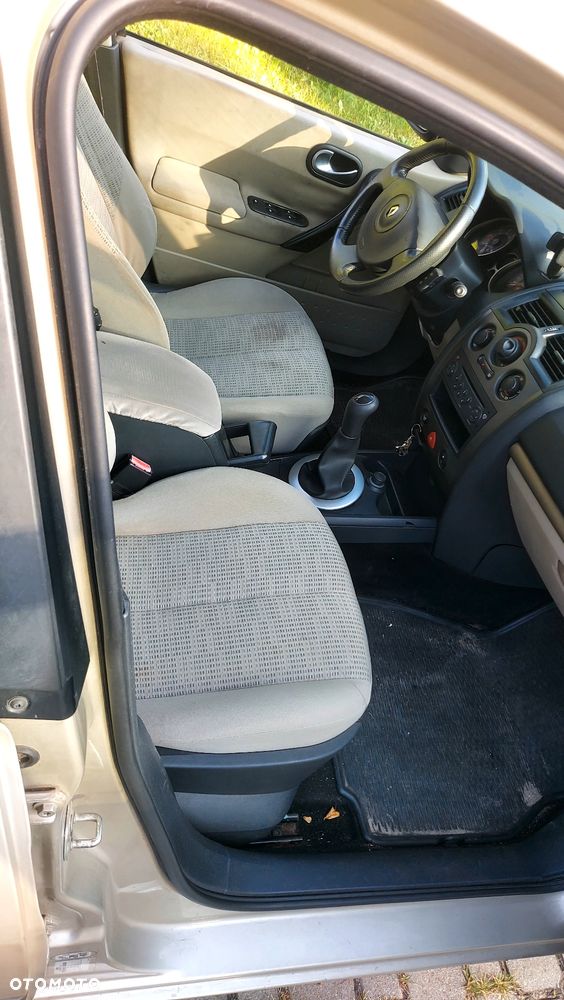 Renault Megane - 5