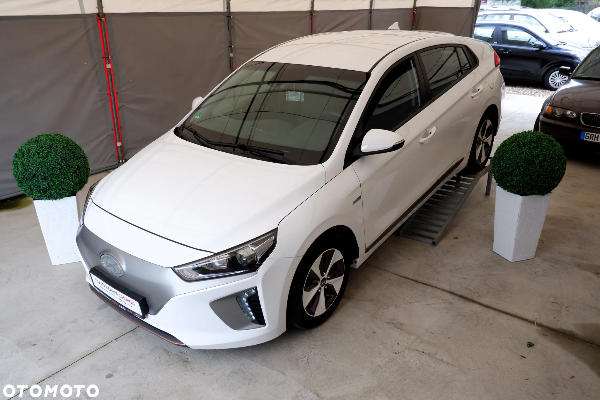 Hyundai IONIQ - 2