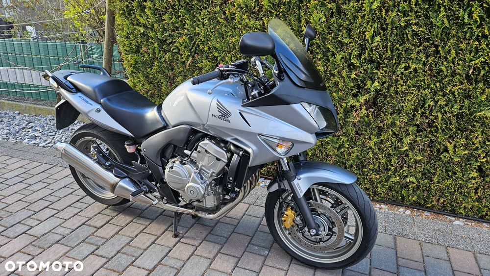Honda CBF - 4