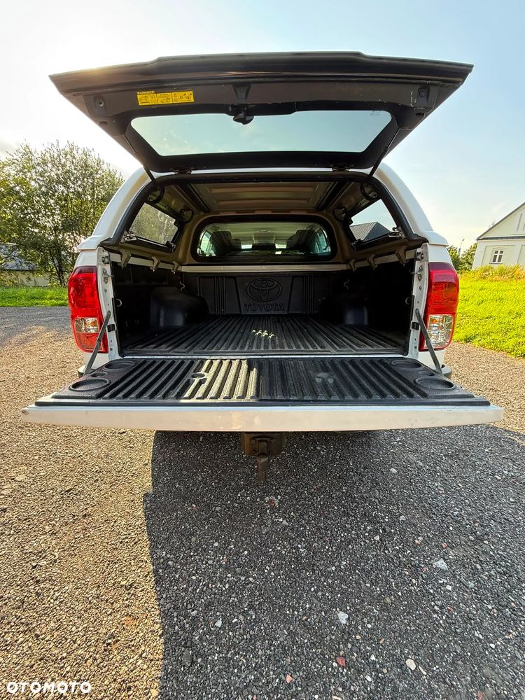 Toyota Hilux 2.4 D-4D Double Cab DLX 4x4 - 11