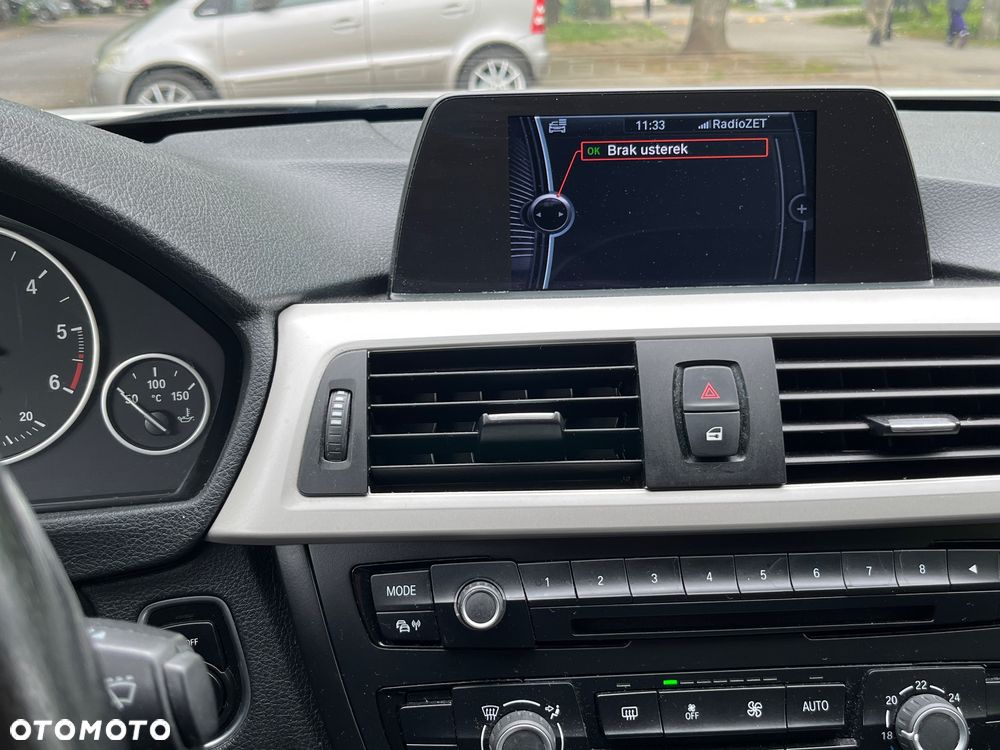 BMW Seria 3 316d Modern Line - 23