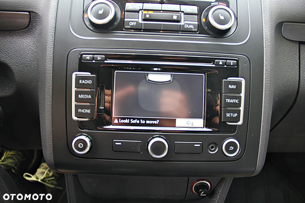 Volkswagen Touran 2.0 TDI DPF Comfortline - 28