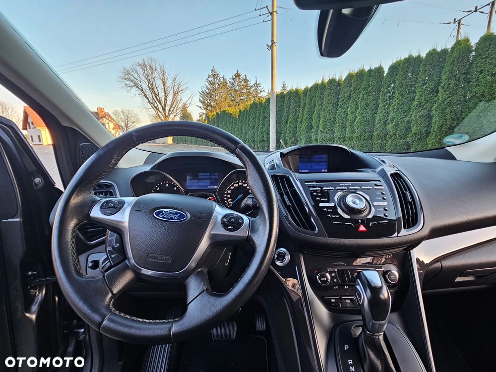 Ford Kuga 2.0 TDCi AWD Titanium - 29