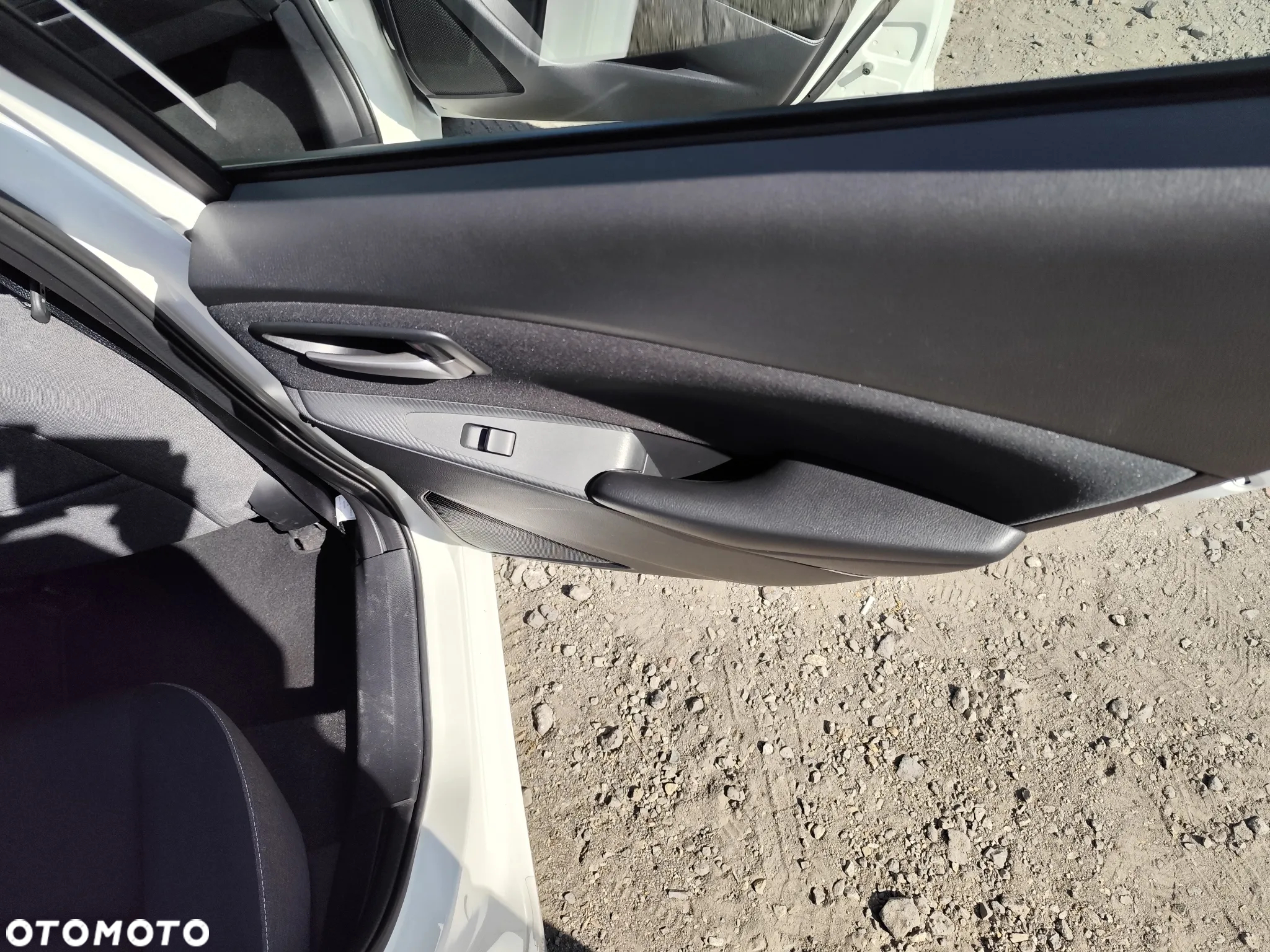 Mazda 2 SKYACTIV-G 90 Exclusive-Line - 17