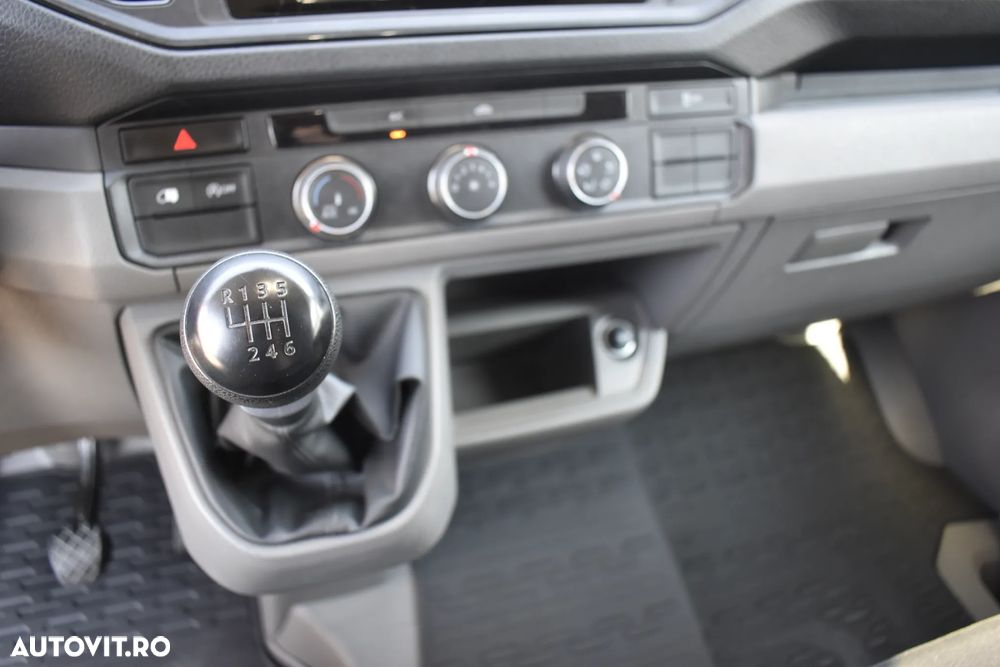 Volkswagen Crafter L4 Furgon - 25