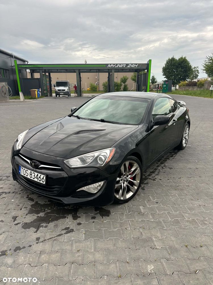 Hyundai Genesis Coupe - 1