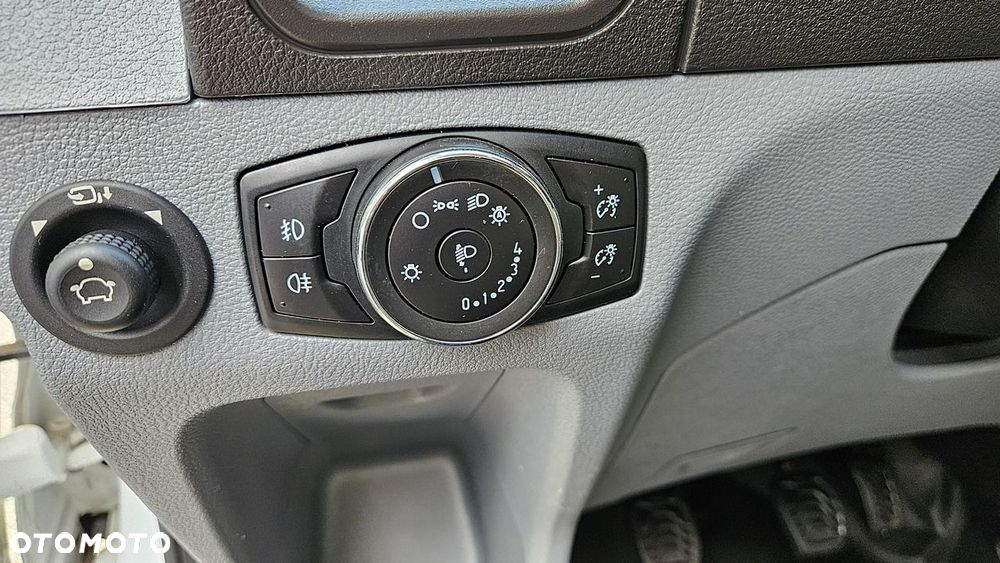 Ford Transit - 15