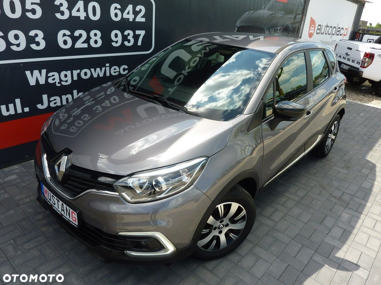 Renault Captur - 10