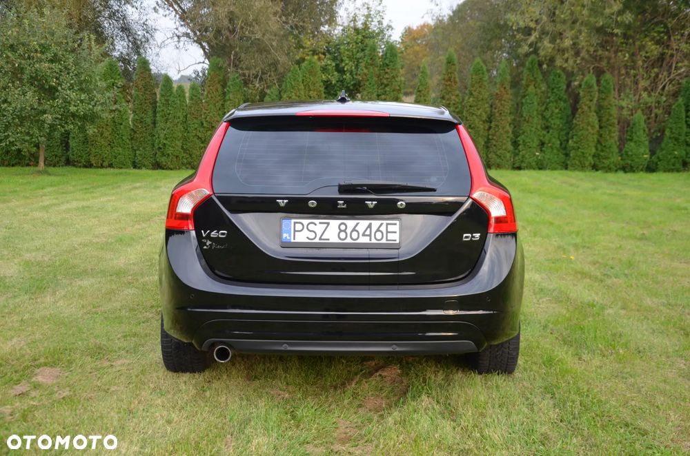 Volvo V60 2015 photo 3