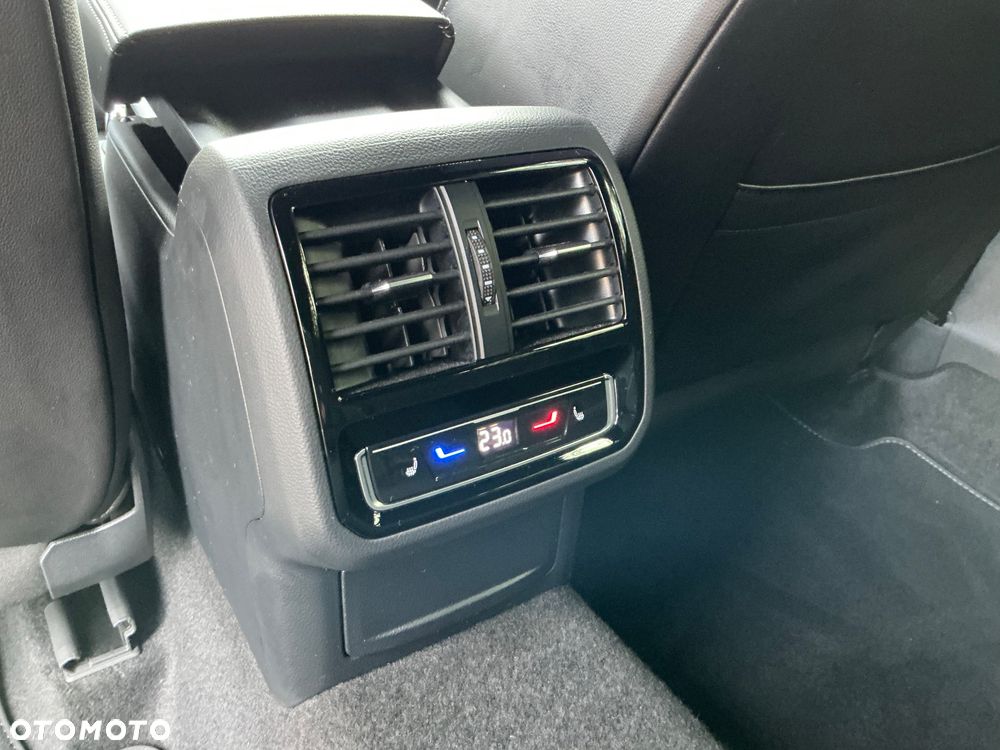 Volkswagen Arteon 2.0 TSI R-Line DSG - 19