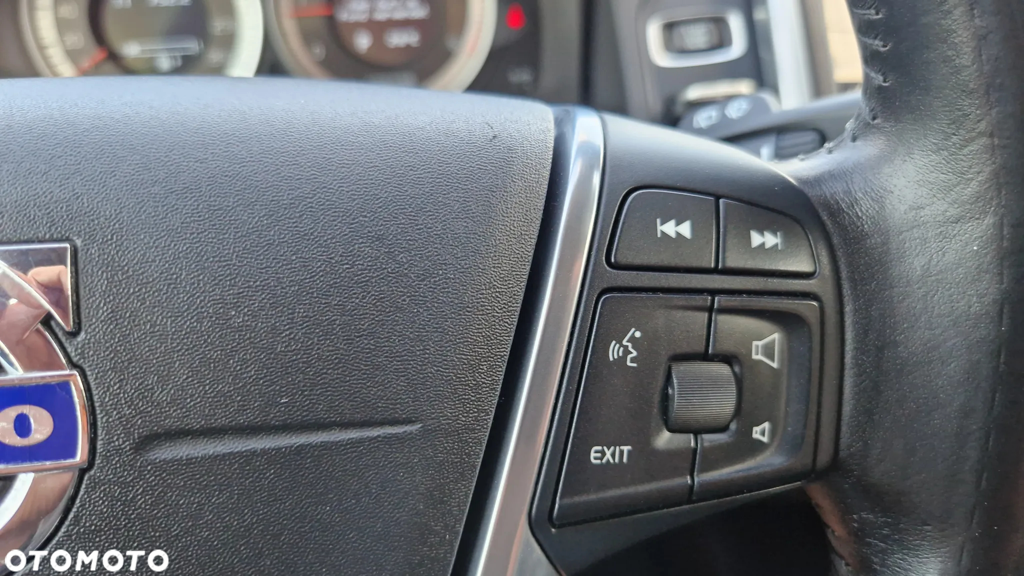 Volvo XC 60 D4 Geartronic Momentum - 22