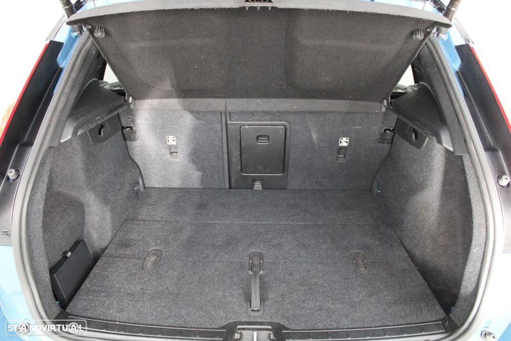 Volvo XC 40 Recharge 82 kWh Single M. Extended Range RWD Core - 8