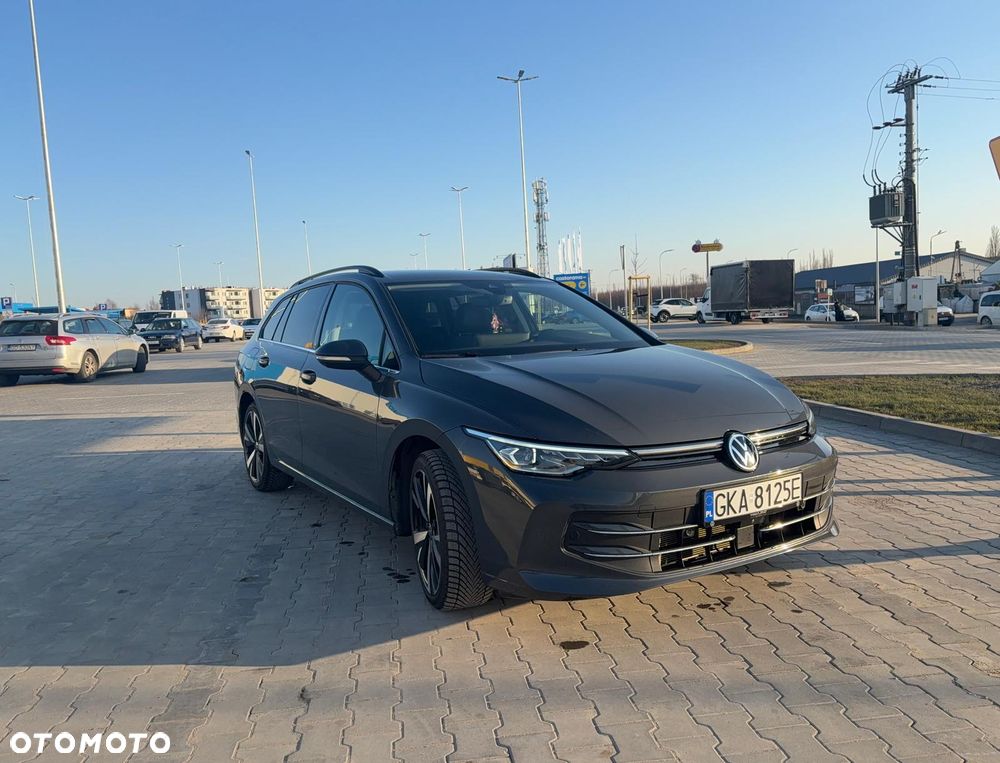 Volkswagen Golf 1.5 eTSI OPF DSG Style - 1