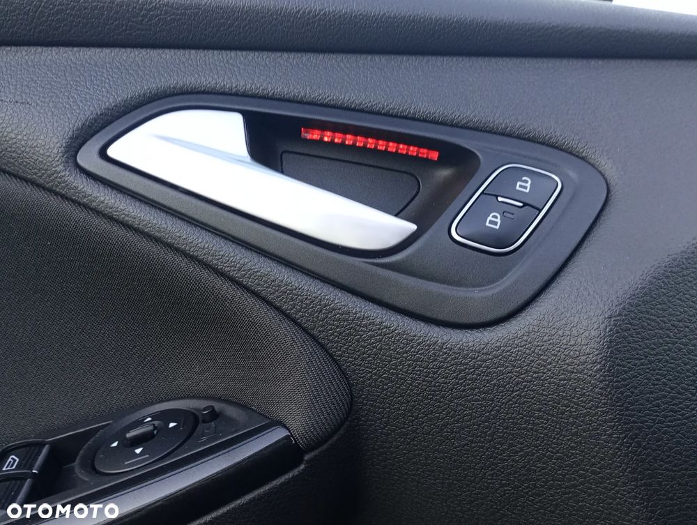 Ford Focus 2.0 TDCi DPF Start-Stopp-System Titanium - 19