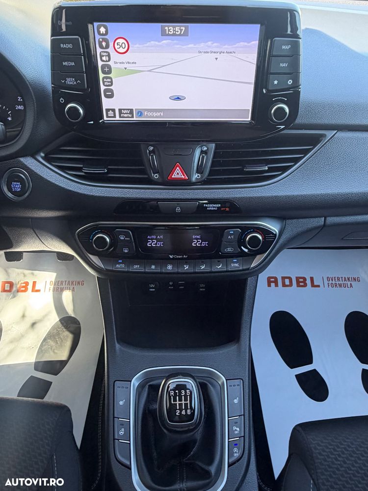 Hyundai i30 1.0 T-GDI Premium - 7