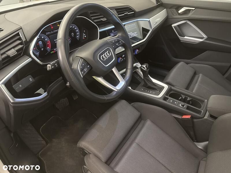 Audi Q3 35 TFSI S tronic - 10