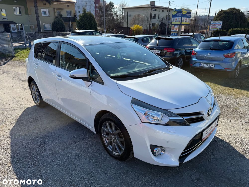 Toyota Verso 2.0 D-4D Prestige 7os - 9
