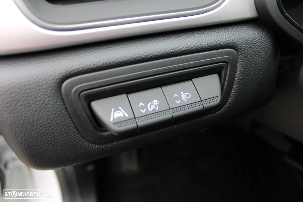 Renault Captur 1.0 TCe Exclusive Bi-Fuel - 16