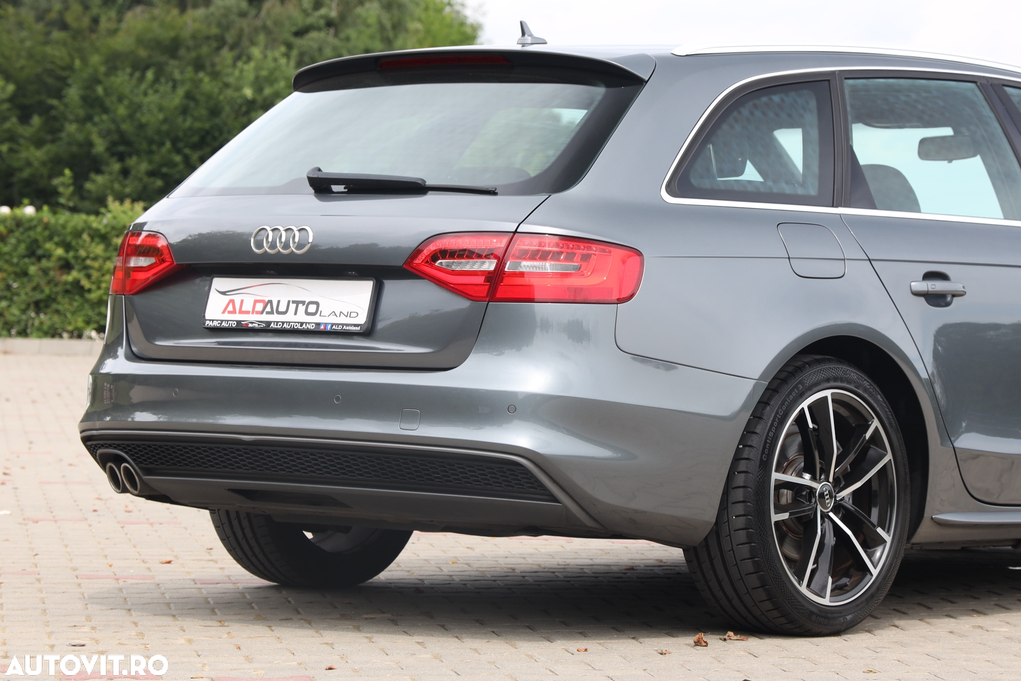 Audi A4 2.0 TDI DPF S line Sportpaket - 30