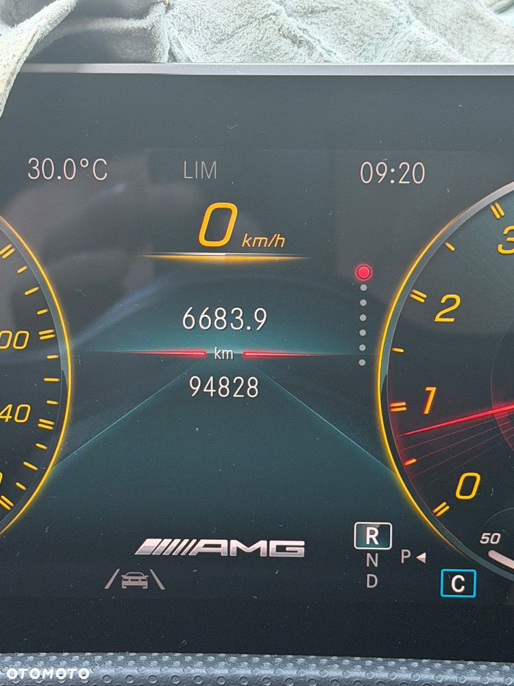 Mercedes-Benz CLA AMG 35 4-Matic 7G-DCT - 8