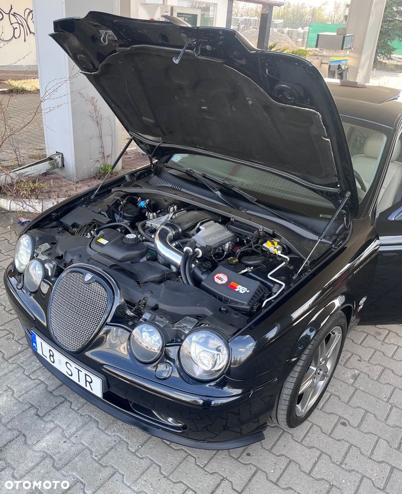 Jaguar S-Type - 8