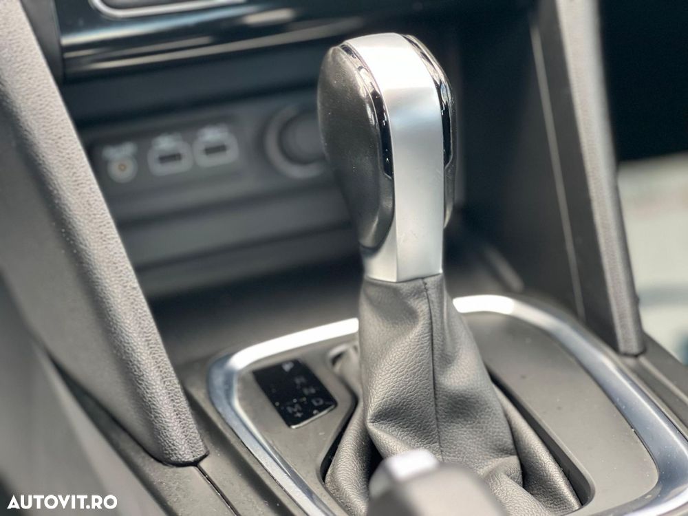 Renault Megane TCe 140 EDC GPF Zen - 9