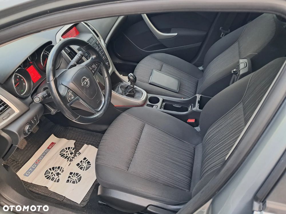 Opel Astra 1.4 Turbo Color Edition - 10