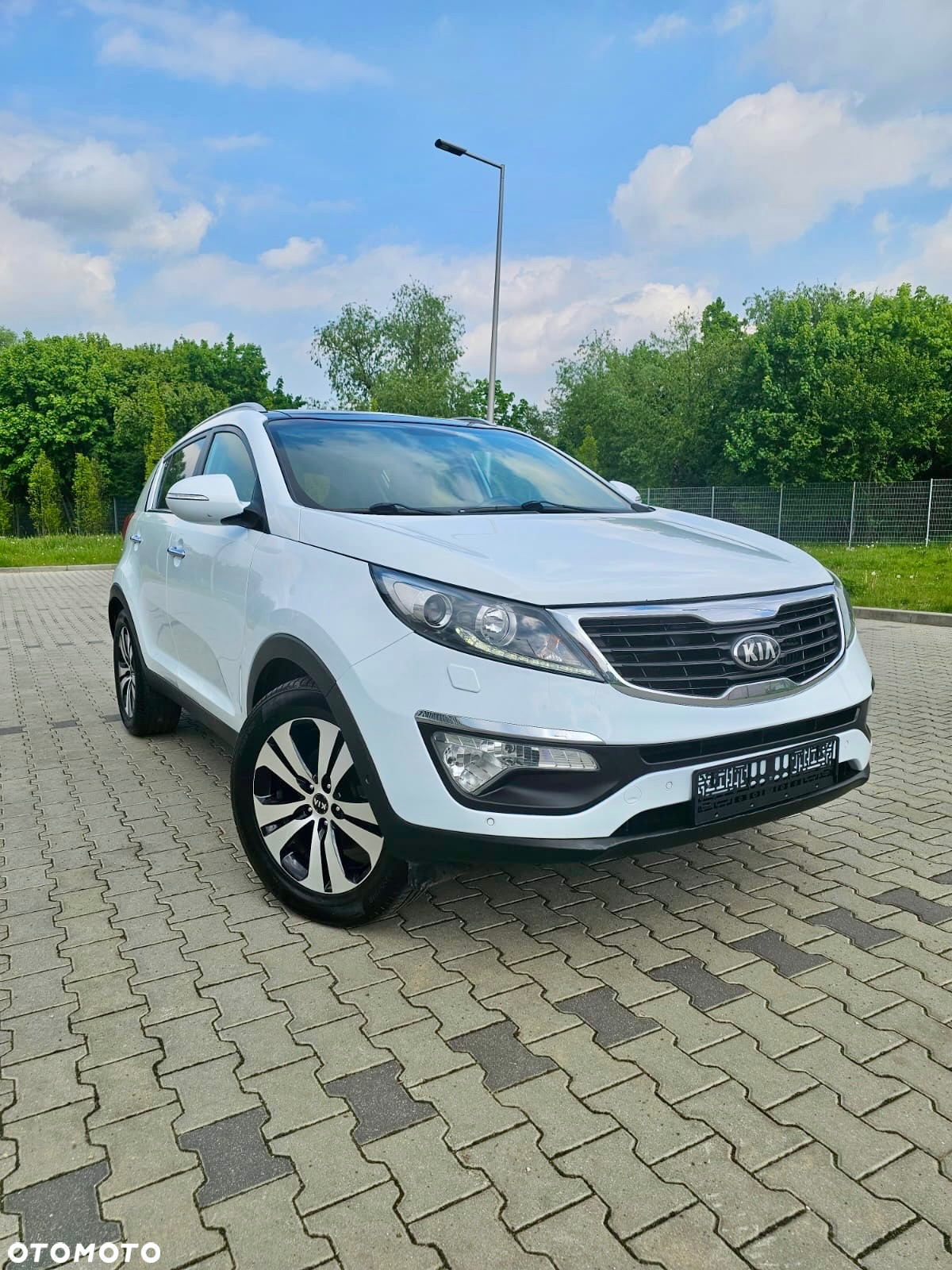 Kia Sportage 1.7 CRDI 2WD Dream-Team Edition - 3