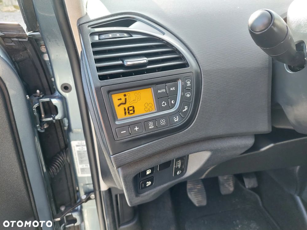 Citroën C4 Grand Picasso - 24