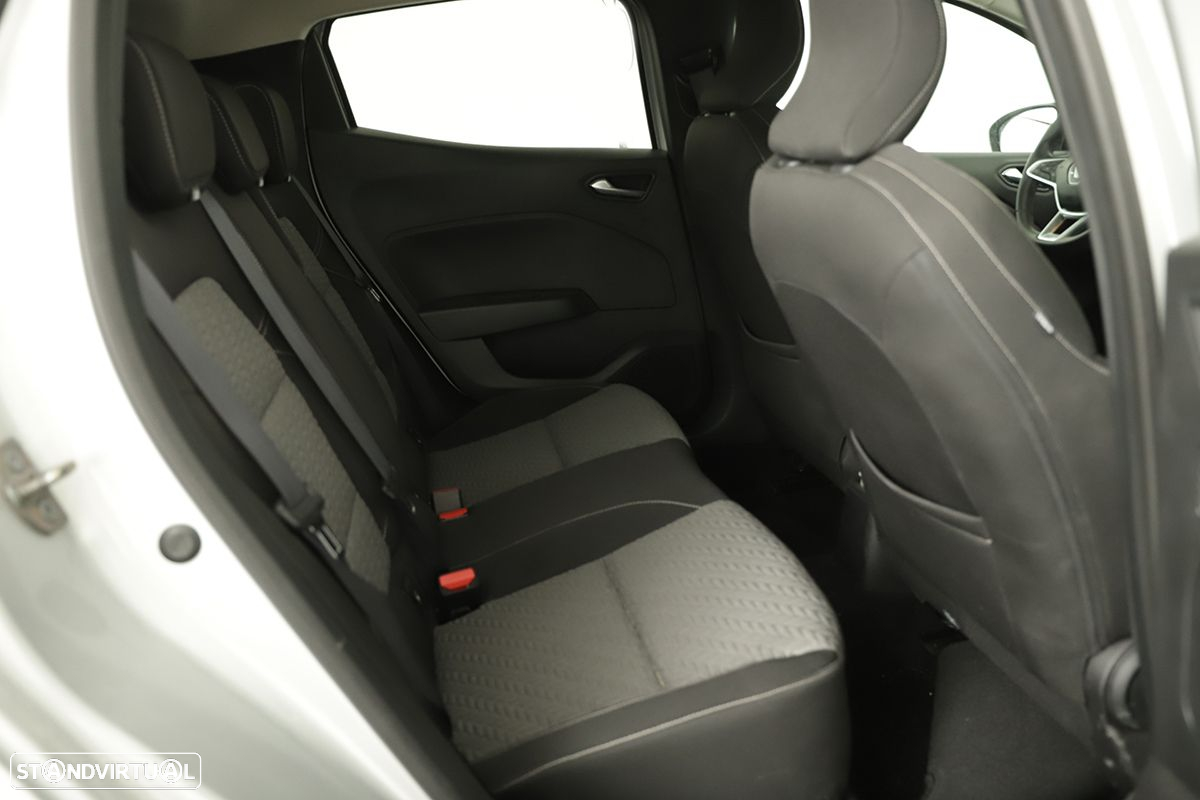 Renault Clio 1.0 TCe Evolution - 21