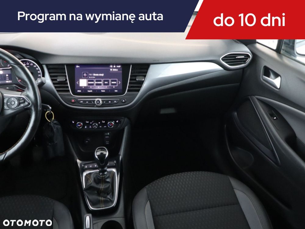 Opel Crossland X - 10