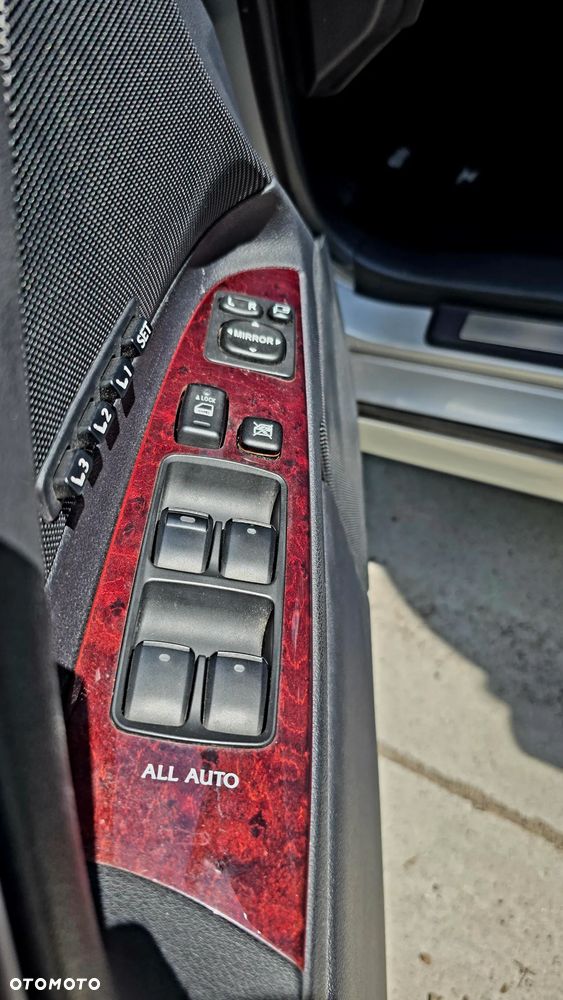 Lexus IS 220 D Prestige - 18